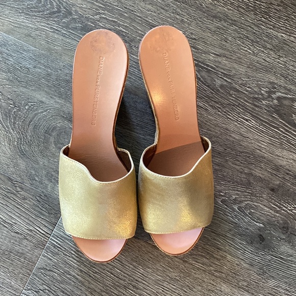 NEW Vintage Diane con Furstenberg wedge sandals - Picture 10 of 12
